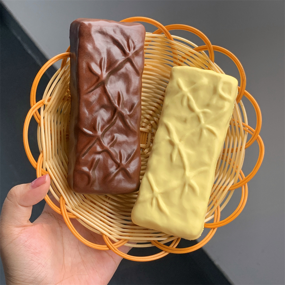 Large Snickers Model Simulatio - đánh giá và giá Spicy Food Snacks
